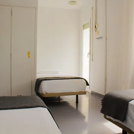 Beach Hostel Sitges