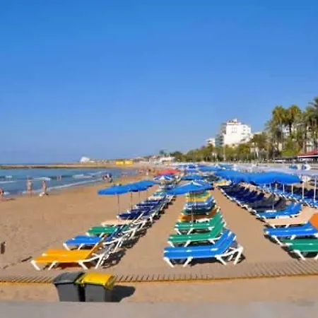 Beach Hostel *