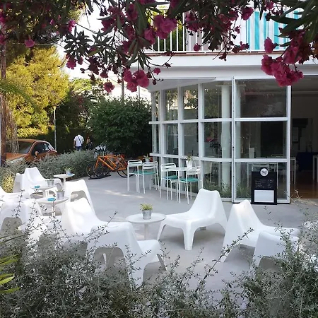 Albergue Beach *